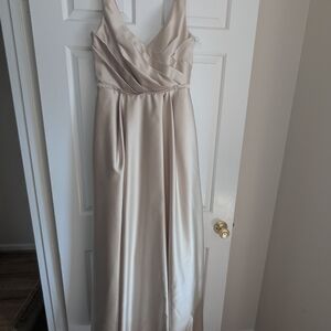 Elegant Cream Sleeveless Dress